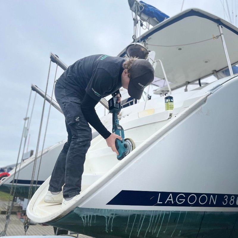 Komplet klargøring af både